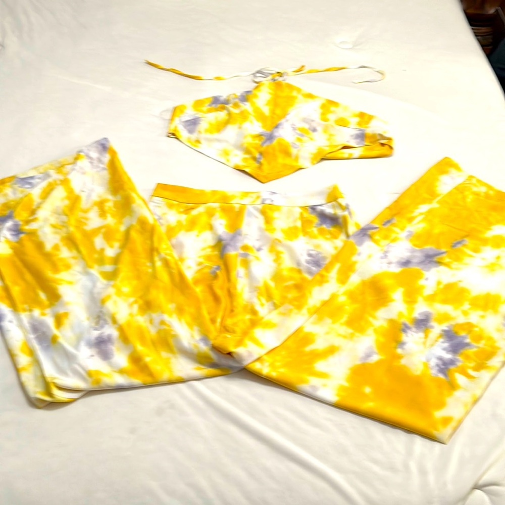 Never been worn SHEIN halter 2 piece set